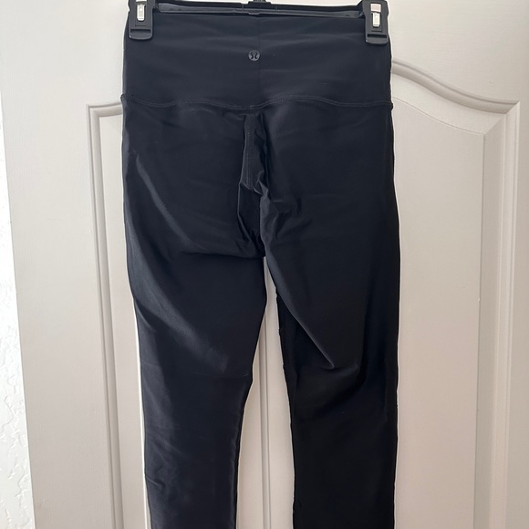 Lululemon high times mesh criss cross leggings - Picture 4 of 4